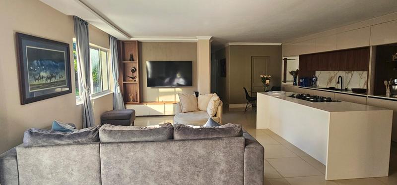 3 Bedroom Property for Sale in Flamingo Vlei Western Cape